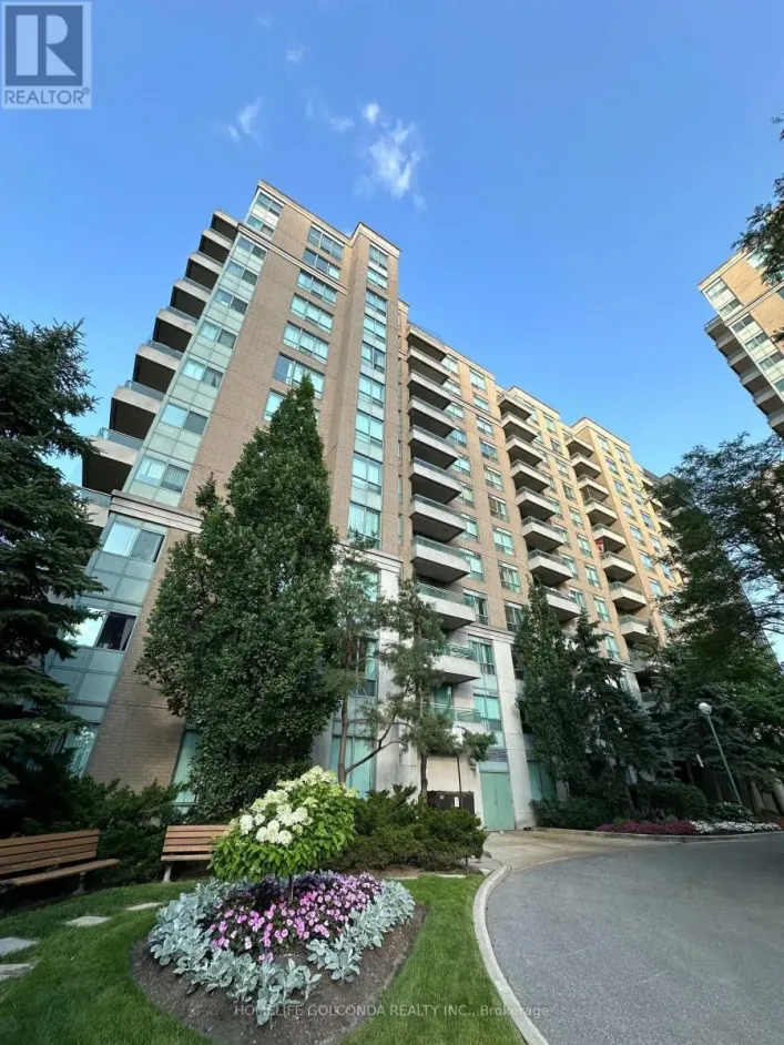 416 - 39 PEMBERTON AVENUE, Toronto