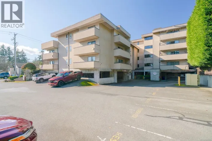 416 550 Bradley St, Nanaimo