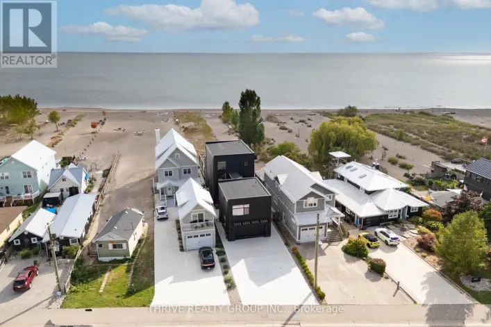 416 EDITH CAVELL BOULEVARD, Central Elgin