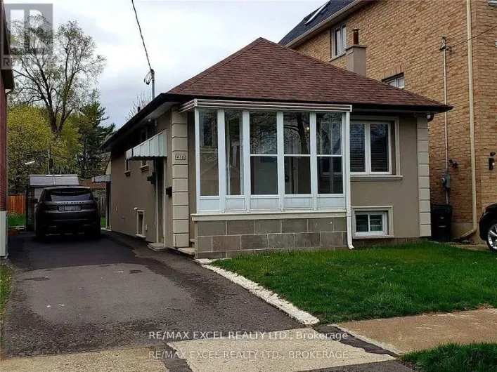 416 RIMILTON AVENUE, Toronto