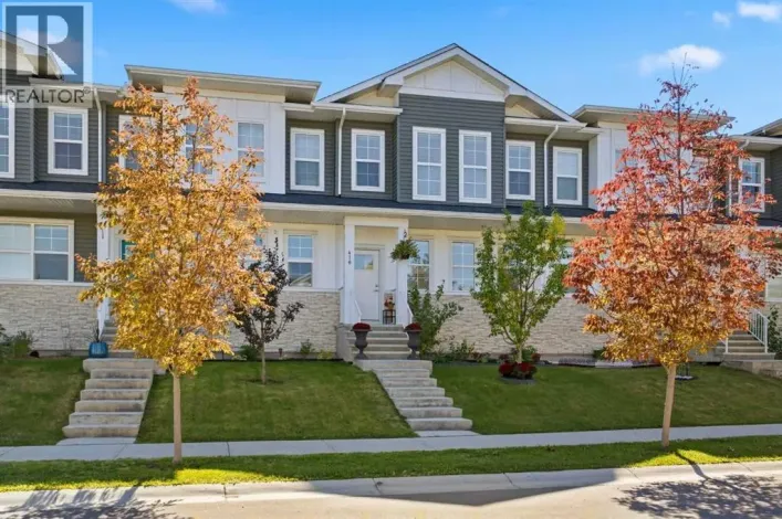 416 West Lakeview Drive, Chestermere
