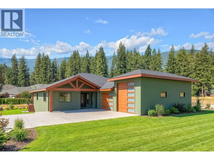 4160 20 Street NE, Salmon Arm