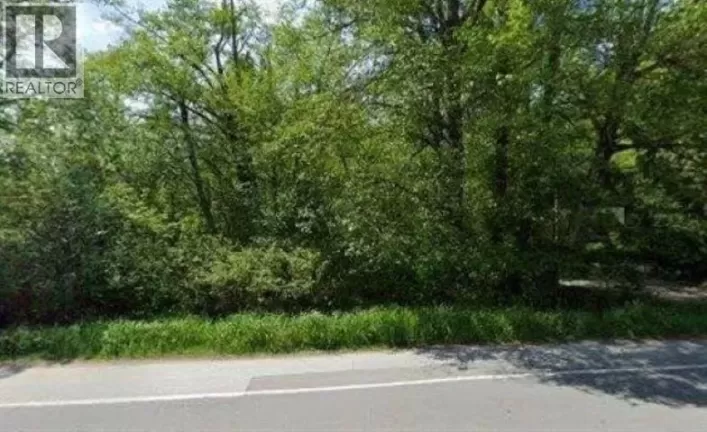 41635 GOVERNMENT ROAD, Squamish