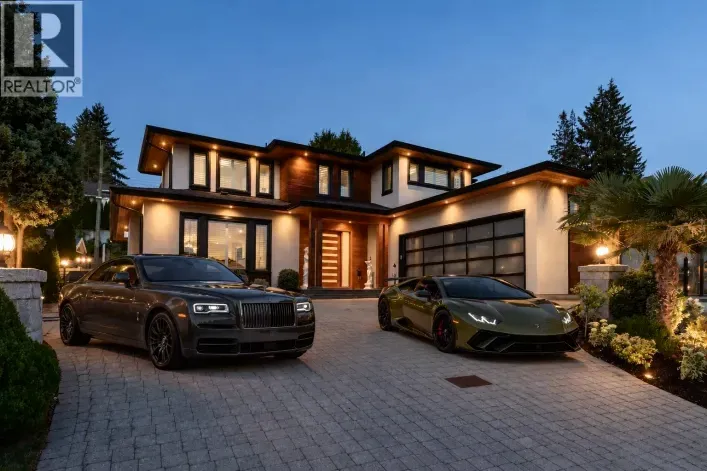 4168 HIGHLAND BOULEVARD, North Vancouver