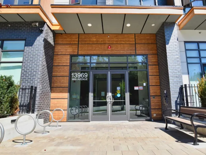 417 13969 96 AVENUE, Surrey