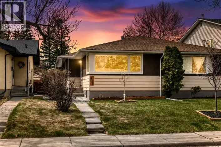 Duplex for sale: 417 37 Street SW, Calgary