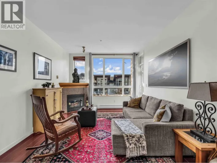 417 580 RAVEN WOODS DRIVE, North Vancouver