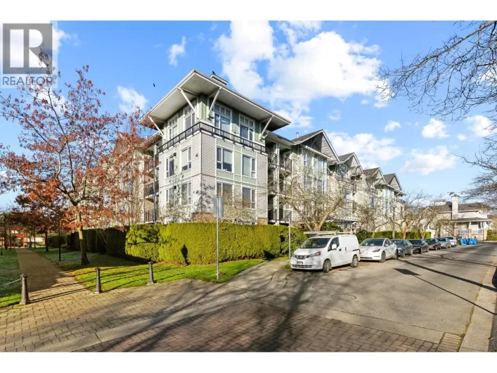 417 7089 MONT ROYAL SQUARE, Vancouver