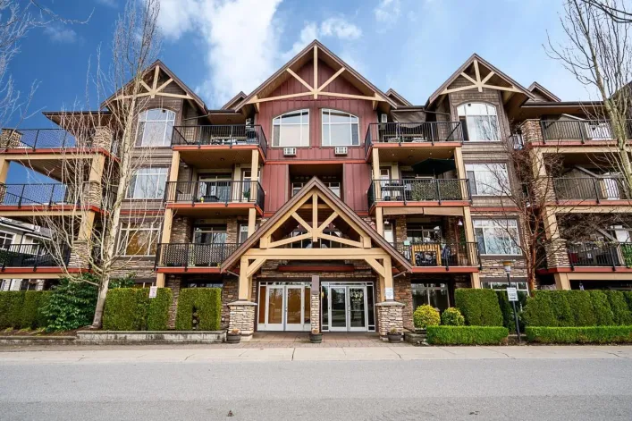 417 8328 207A STREET, Langley