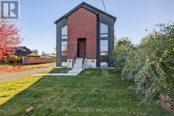 417 BASELINE ROAD E, London South