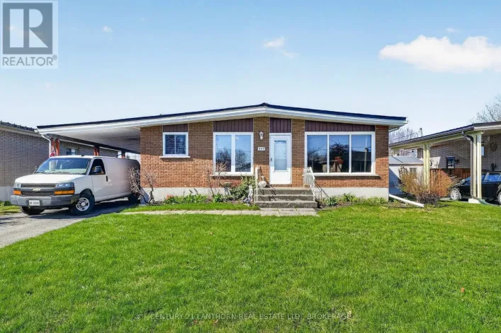 417 BEACH AVENUE, Cornwall