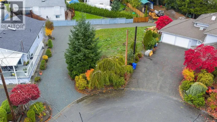 417 Scholey Cres, Lake Cowichan