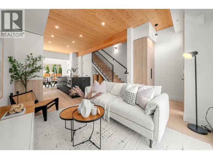 4170 COLUMBIA STREET, Vancouver