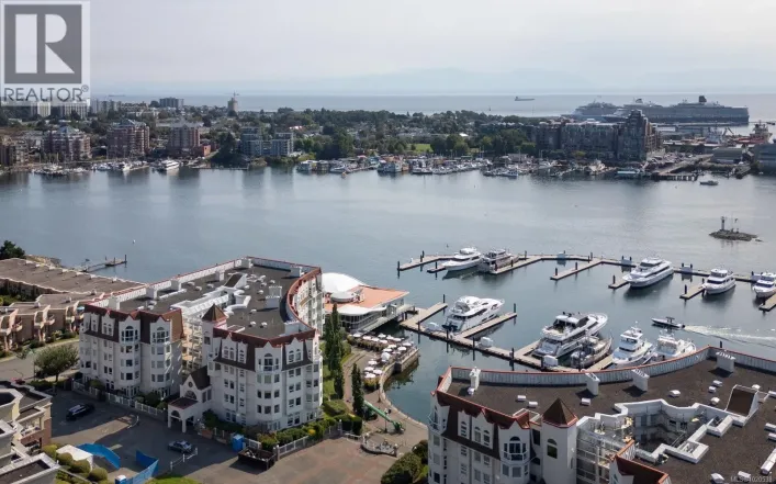 418 10 Paul Kane Pl, Victoria