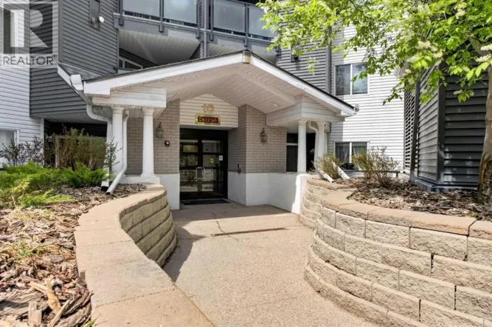 418, 10 Sierra Morena Mews SW, Calgary