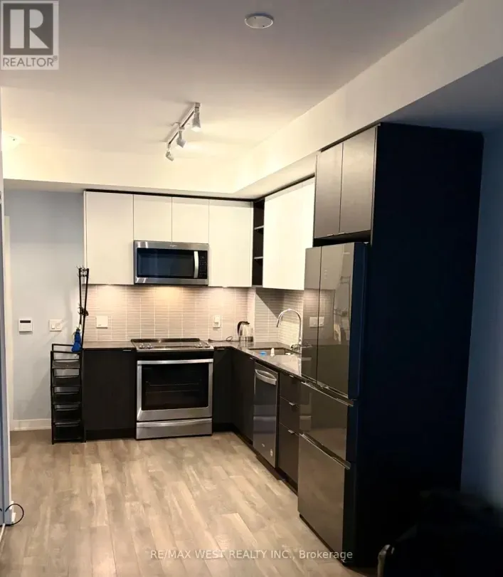 418 - 100 EAGLE ROCK WAY, Vaughan