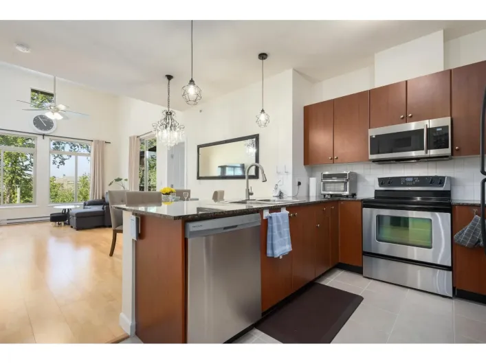418 10180 153 STREET, Surrey