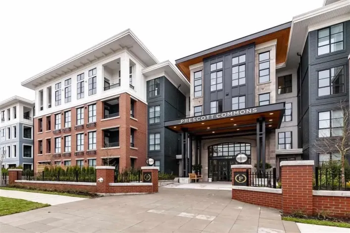 418 15138 34 AVENUE, Surrey