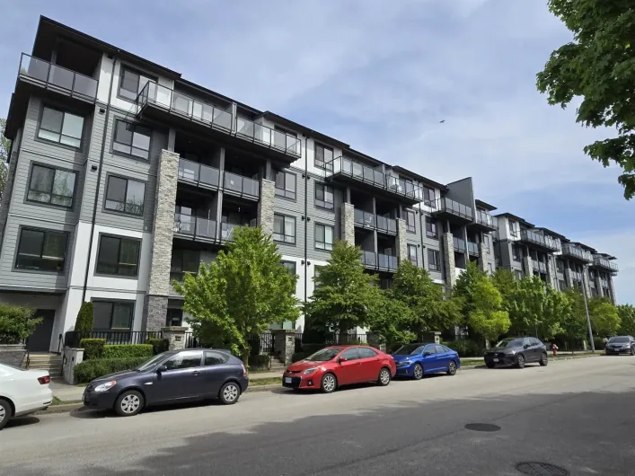 418 15351 101 AVENUE, Surrey