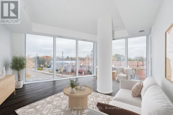 418 - 2 MANDERLEY DRIVE, Toronto