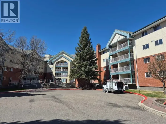 418, 20 3 Street S, Lethbridge