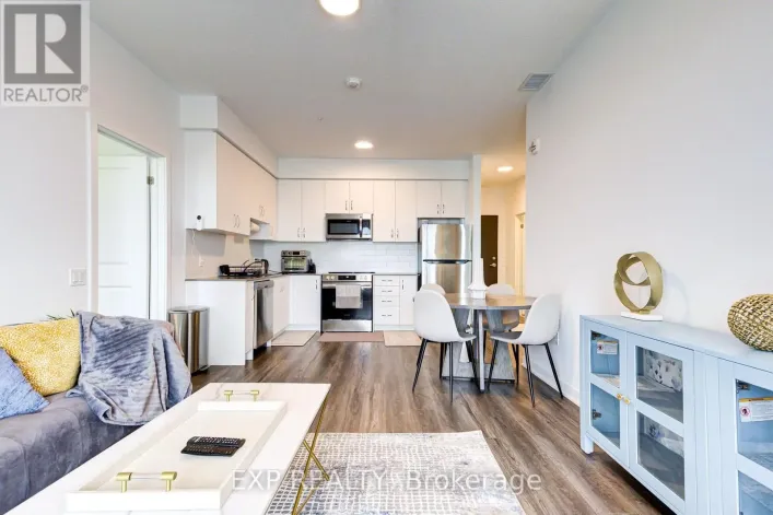 418 - 385 ARCTIC RED DRIVE N, Oshawa