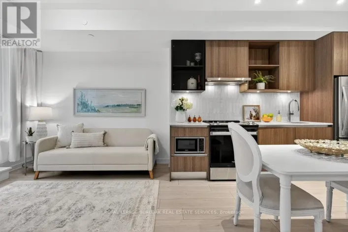 418 - 405 DUNDAS STREET W, Oakville