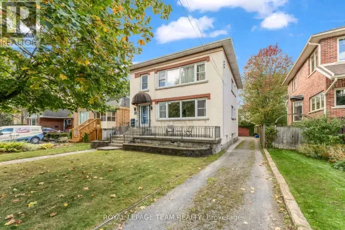418 COLLEGE STREET, Kingston