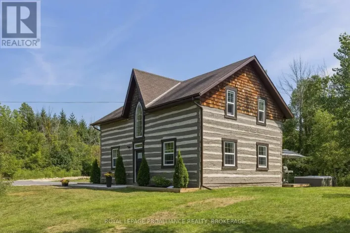 418 HIGHWAY 32, Front of Leeds & Seeleys Bay