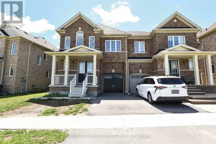 418 ROYAL WEST DRIVE, Brampton