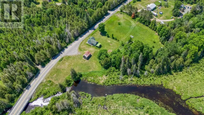4186 TATLOCK ROAD, Lanark Highlands