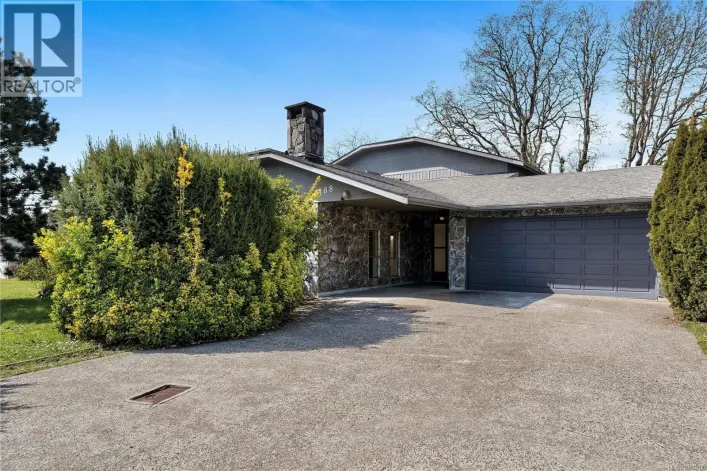 4188 Kincaid St, Saanich