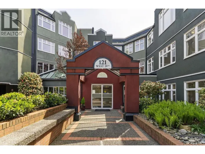 419 121 W 29TH STREET, North Vancouver