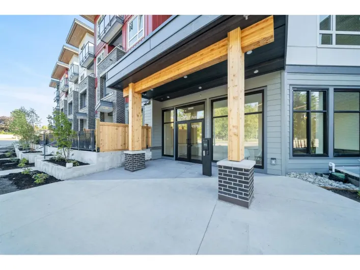 419 13788 76 AVENUE, Surrey