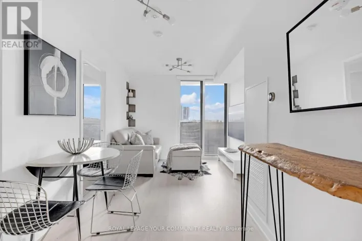 419 - 30 TRETTI WAY, Toronto