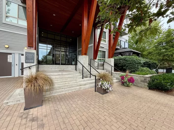 419 6688 120 STREET, Surrey