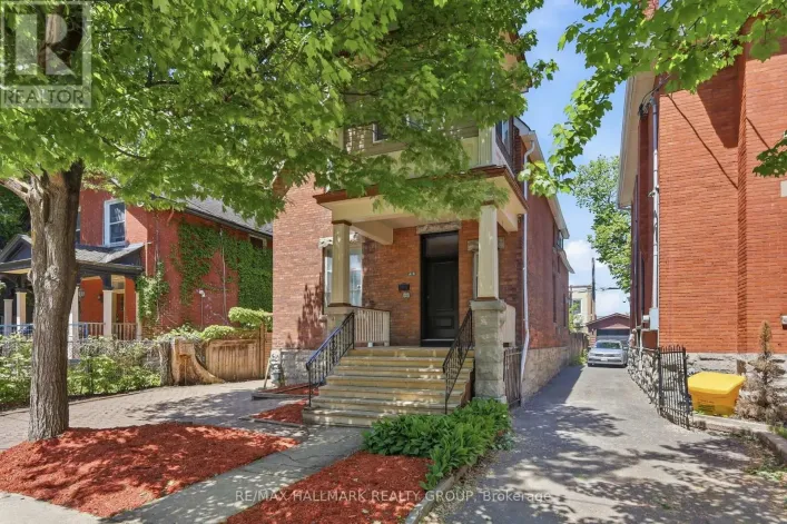 419 BESSERER STREET, Ottawa