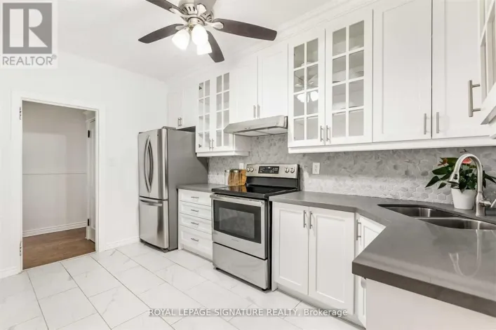 419 CRAWFORD STREET, Toronto