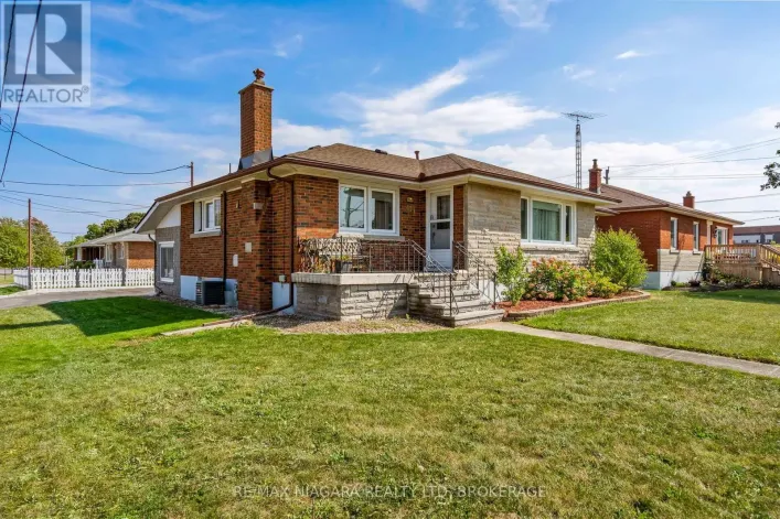 419 STEELE STREET, Port Colborne