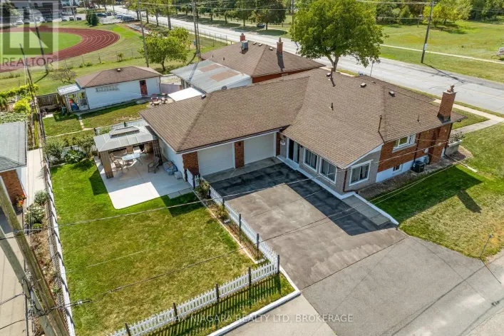 419 STEELE STREET, Port Colborne