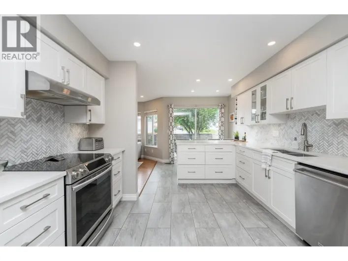 42 1271 LASALLE PLACE, Coquitlam