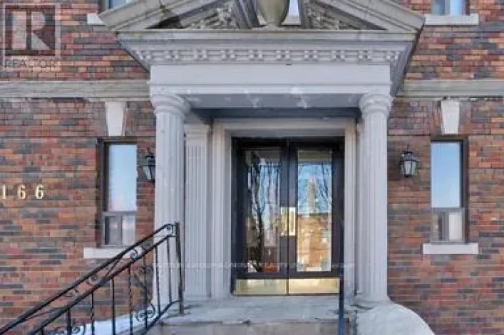 42 - 166 EASTBOURNE AVENUE, Toronto