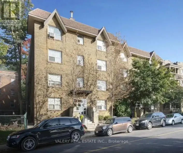 42 - 2406 QUEEN STREET E, Toronto