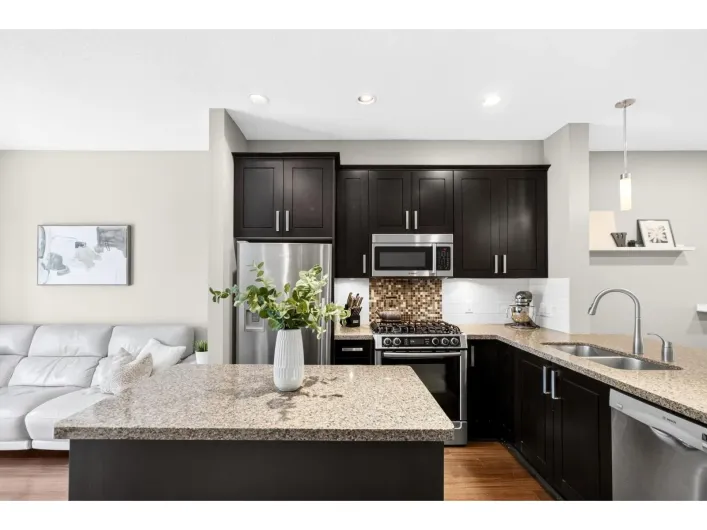 42 2689 PARKWAY DRIVE, Surrey