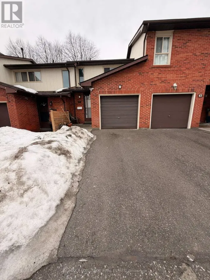 42 - 42 FOSTER CRESCENT, Brampton