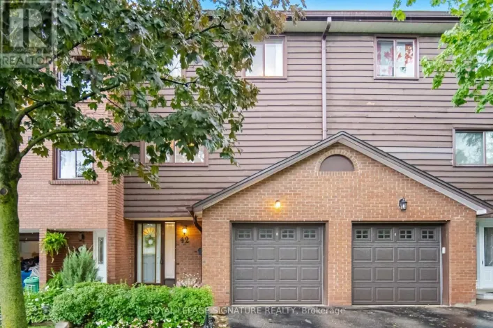 42 - 4230 FIELDGATE DRIVE, Mississauga