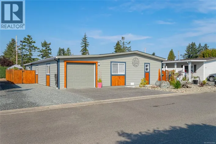 42 450 Stanford Ave E, Parksville