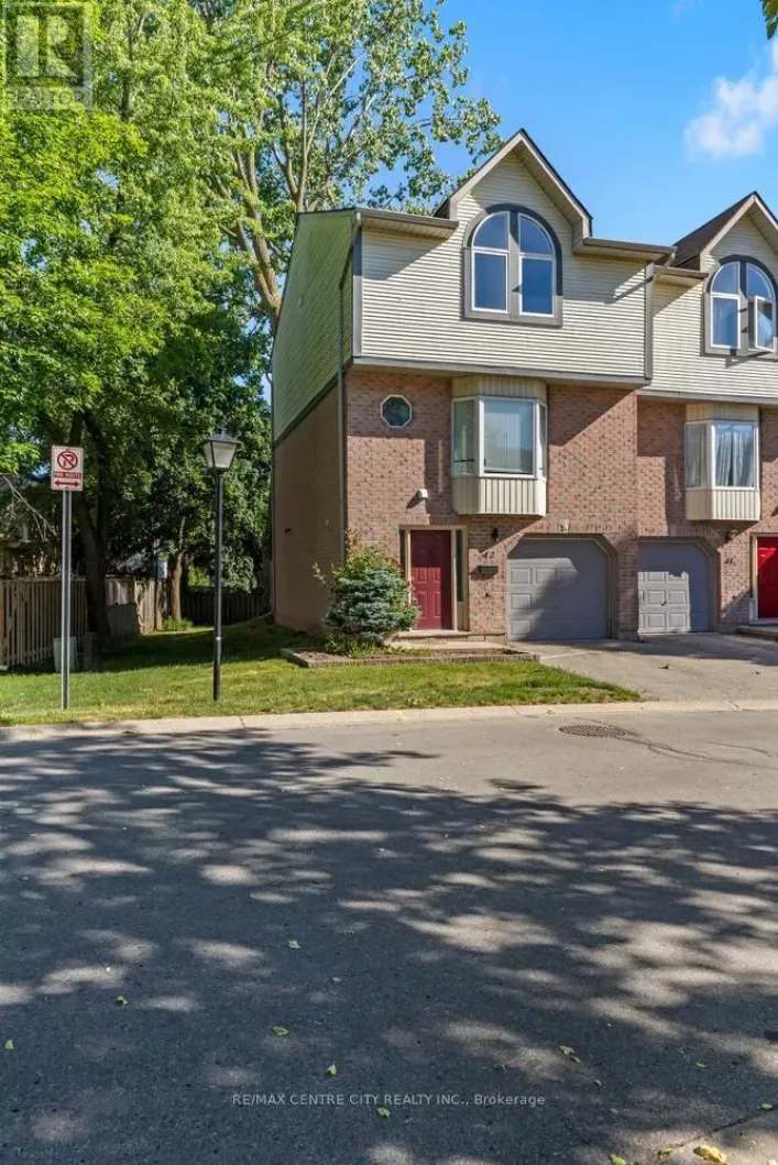 42 - 9 AILSA PLACE, London South