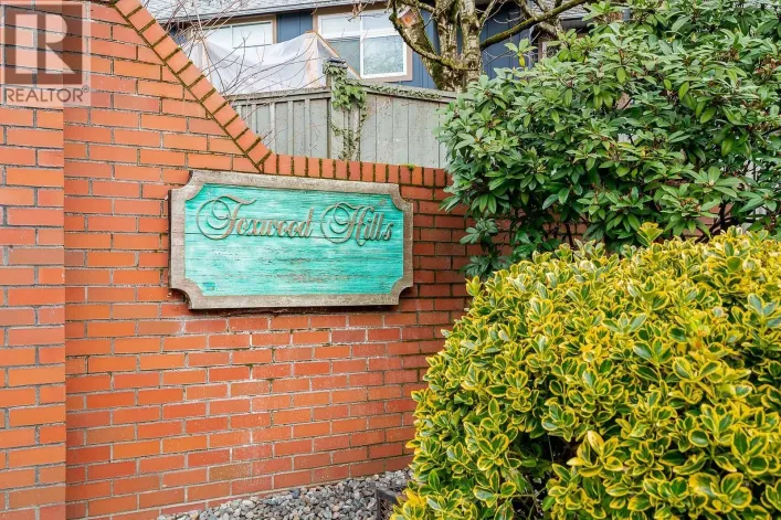 42 900 W 17TH STREET, North Vancouver
