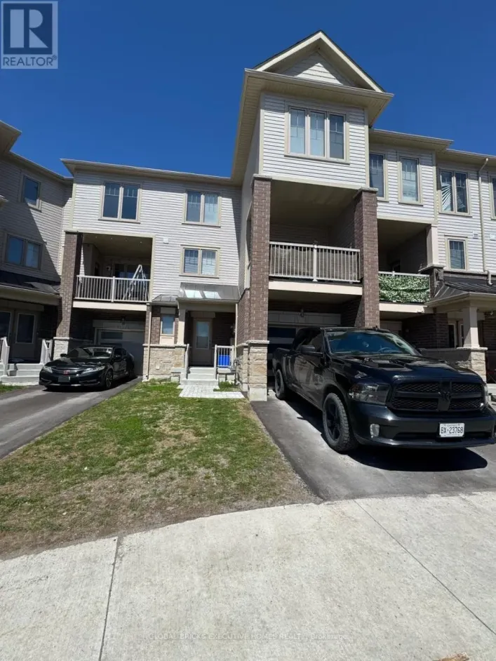 42 AMBEREEN PLACE E, Clarington